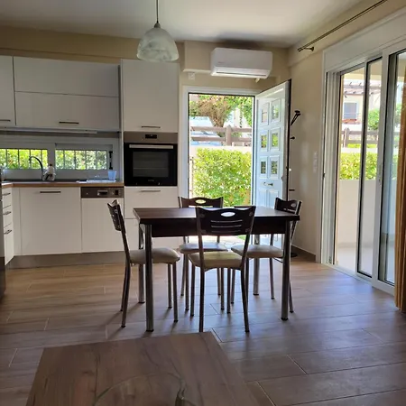 Lydia's 2 - Private Pool, Near Xylokastro *