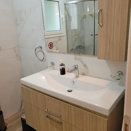 Lydia's 2 - Private Pool, Near Xylokastro *