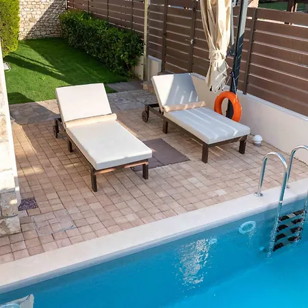 Lydia's 2 - Private Pool, Near Xylokastro Appartement Melíssion