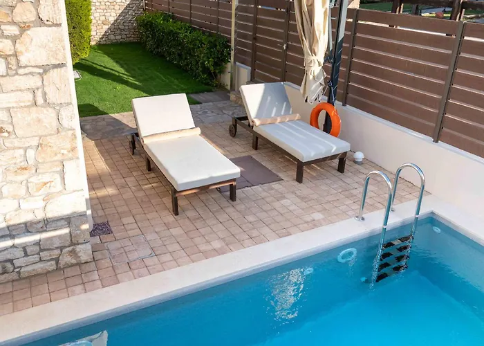 Lydia's 2 - Private Pool, Near Xylokastro Appartement Melíssion